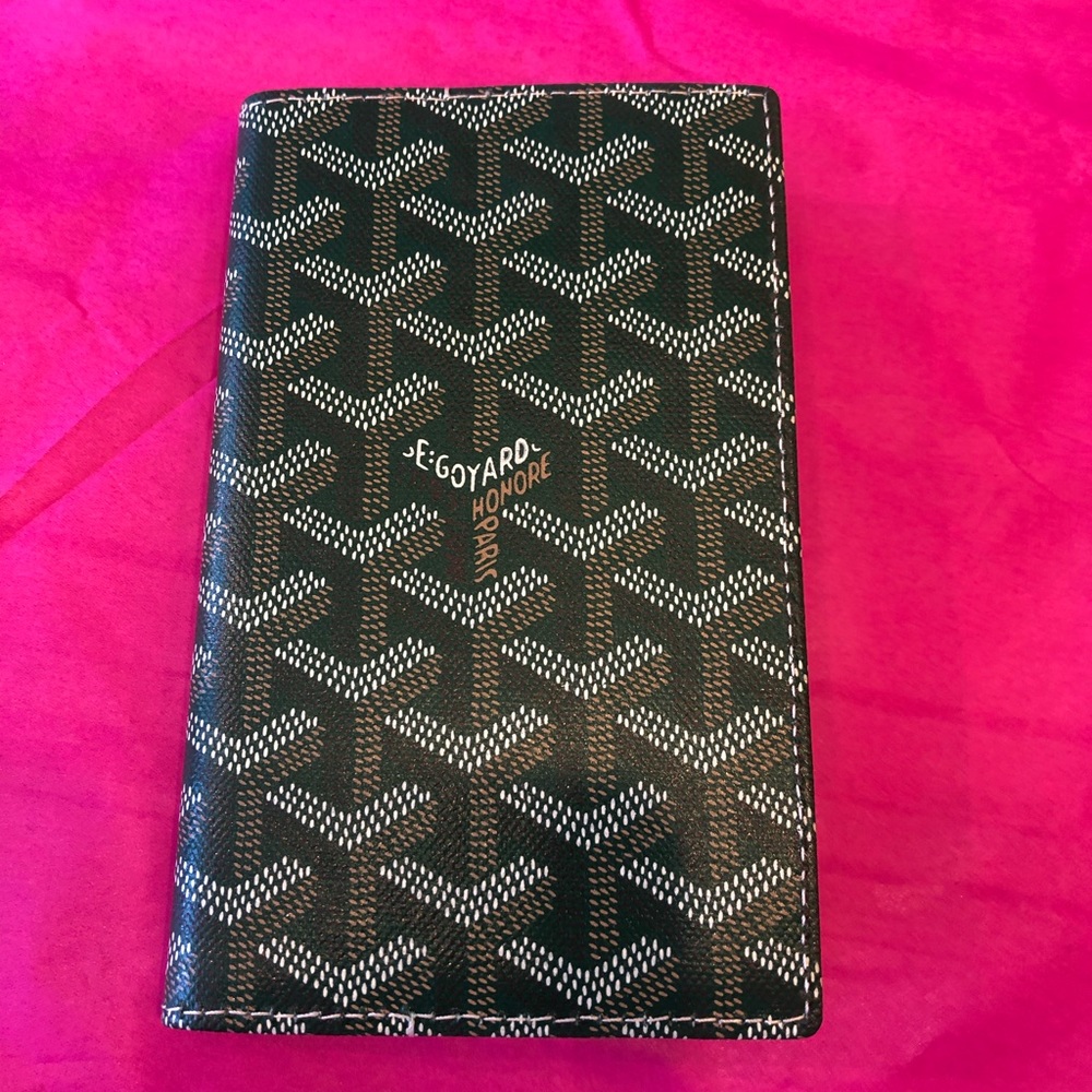 Goyard note book